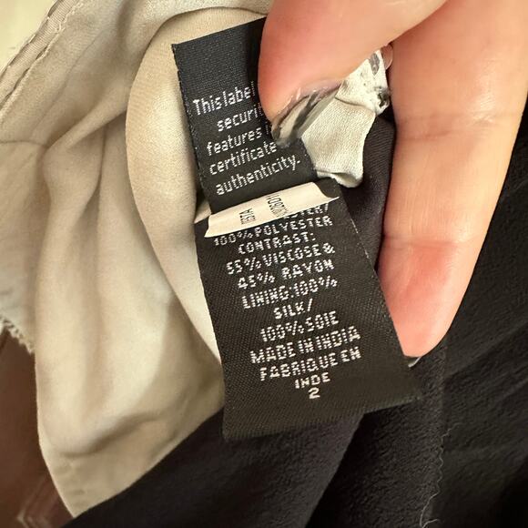 DIANE von FURSTENBERG | Silver and Black Sequin Drop Tail Tank Top | Size 2 - Picture 6 of 8